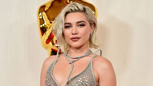 "Sentí que abusaba de mí misma": Florence Pugh duda si interpretaría otro papel como el de "Midsommar"