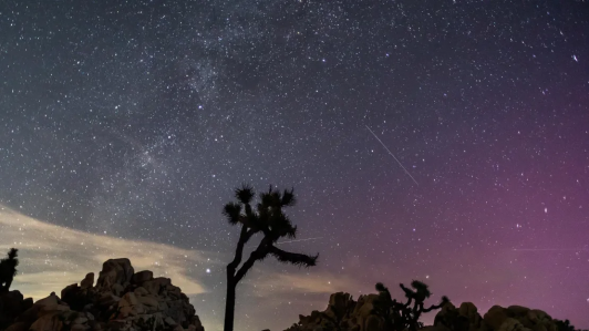 Cuándo y dónde se verán los eclipses, lluvias de meteoros y lunas de "sangre" este 2025