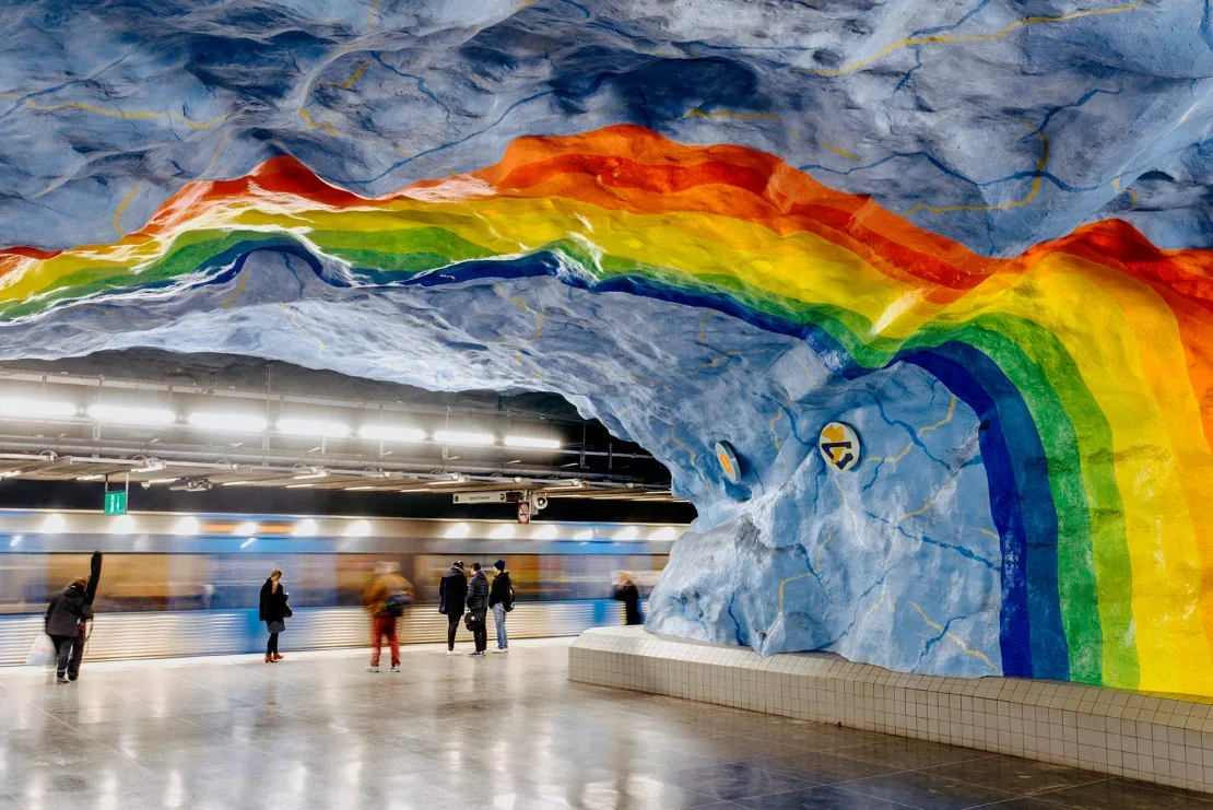 La línea roja del metro de Estocolmo es conocida por el hermoso arte de sus estaciones. Victor Gårdsäter/Visit Stockholm