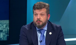 ¿Por qué Johannes Kaiser puede usar su cuenta RUT para recibir aportes de su partido? Esto respondió el Servel