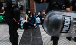 Gobierno de Milei denuncia a jueza que liberó detenidos en marcha por los jubilados