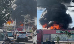 "Hay riesgo de propagación": Intenso incendio consume mall chino en Renca