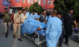 Atentado dejó 26 muertos: Turista graba de casualidad el inicio de un ataque terrorista en Cachemira, India