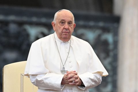 Francisco: El Papa que cambió el tono de la Iglesia, pero dividió al mundo católico
