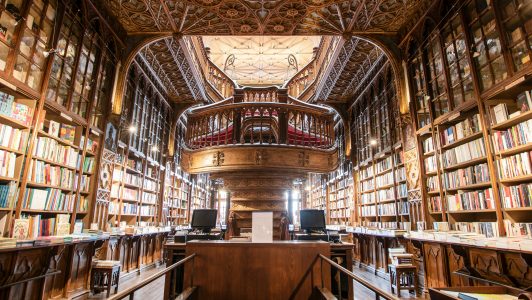 Día del Libro 2025: ¿Por qué se celebra el 23 de abril y cómo llegó la primera lectura a Chile?