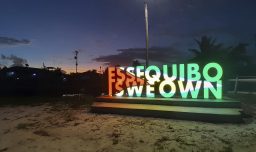 En medio de disputa por el Esequibo: Canciller de Guyana afirma que el país "no se dejará intimidar ni amenazar" por Venezuela