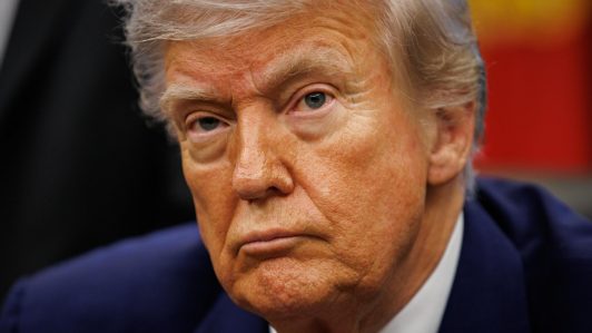 "No busco un acuerdo": Trump le pone presión a Europa advirtiendo aranceles del 50%