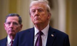 Donald Trump advierte a las empresas estadounidenses: Acepten mis aranceles o paguen el precio