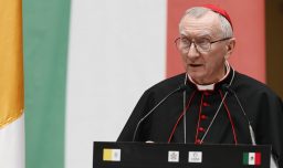 Quién es Pietro Parolin, el "número 2" del Vaticano con pasado en América Latina y candidato para suceder a Francisco