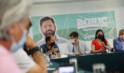 Diputados RN ofician al Servel para que investigue mural usado en campaña de Boric: Acusan eventual financiamiento irregular