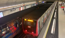 Metro interrumpe servicio en Línea 2 por presencia de persona en la vía