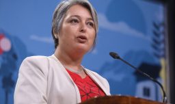“Los políticos en Chile vienen casi todos de las mismas dos universidades”: La reflexión de Jeannette Jara sobre educación y meritocracia