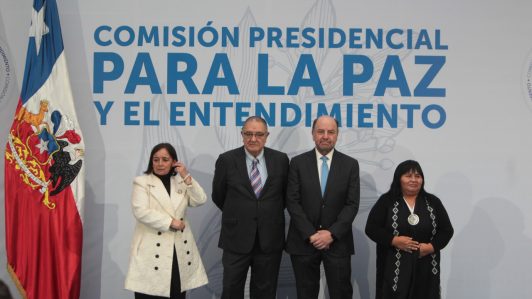 Comisión para la Paz: UDI advierte que no es posible un acuerdo si "no hay reconocimiento del terrorismo"