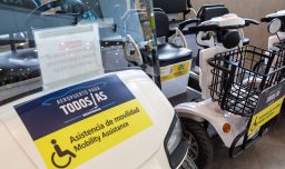 Falencias en la accesibilidad del Aeropuerto: Senadis aborda deficiencias y cómo abordar la situación