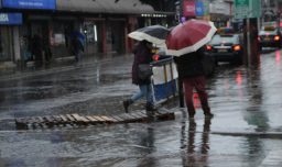 Primer fin de semana de mayo: Río atmosférico dejará hasta 100 mm de lluvias y vientos de 90 km/h