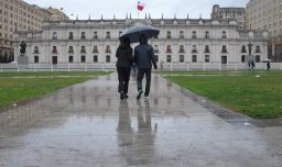 Pronostican "lluvia considerable" para esta semana en la Región Metropolitana