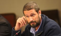 Diputado Ramírez defiende Ley de Fraccionamiento y rechaza suspender tramitación tras error de subsecretaría de Pesca