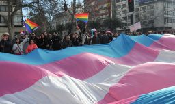 Cámara aprueba informe que cuestiona programa de identidad de género: Así reaccionó la comunidad LGBT+