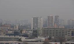 Alerta Ambiental en la Región Metropolitana: Revisa la restricción vehicular y medidas