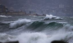 Emiten aviso de marejadas desde el Golfo de Penas hasta Arica: ¿Cuándo será el fenómeno?