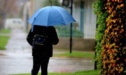 Lluvias, vientos y marejadas: Meteoróloga adelanta el pronóstico para los próximos días