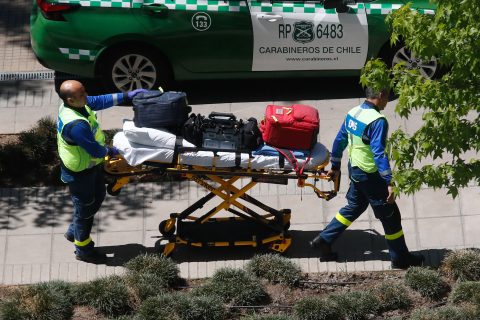 Ola de denuncias contra clínica estética que funciona en Santiago: Experto llama a revisar acreditación de médicos