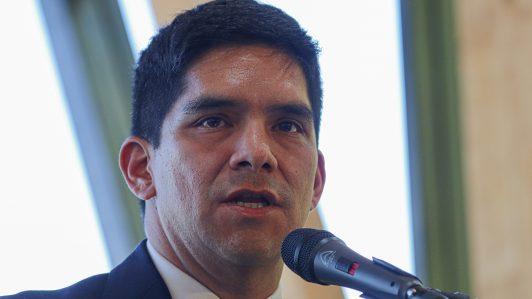 Alcalde de San Pedro de la Paz lamentó tiroteo en colegio y apuntó al Gobierno de no atender sus solicitudes