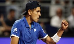 Alejandro Tabilo brilla en su estreno en el Challenger de Cancún y consigue su primera victoria después de dos meses