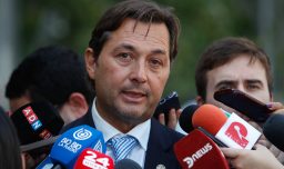 Arremetida contra el fiscal Cooper: PC acusa “obsesión patológica” contra Boric y defiende ofensiva ante la Corte Suprema