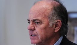 SNA responde a Winter tras acusación de "promover reemplazo de chilenos por mano de obra más barata"