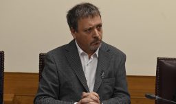 Subsecretaría de Pesca reconoce haber tenido cifra "desactualizada" en discusión sobre Ley de Fraccionamiento