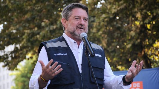 Orrego considera “un poco injusto” responsabilizar a Desbordes por la crisis del comercio ambulante en Barrio Meiggs