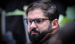 "Corrupción" y "traición": Parlamentarios de oposición emplazan al Presidente Boric tras filtración en Caso ProCultura