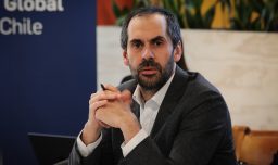 Grau llama al Congreso a acelerar tramitación de proyectos clave y critica exceso de comisiones investigadoras