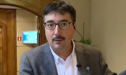 La dura definición de Latorre (FA) sobre el voto extranjero en pleno año electoral: "En mi opinión, no deben elegir presidente"