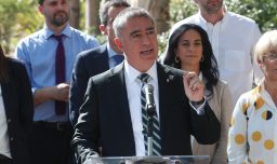 Mario Desbordes defiende a Evelyn Matthei y evita entrar en polémica sobre vida privada de Tohá