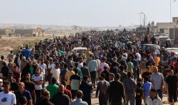 Frustración y violencia marcan entrega de alimentos en Gaza bajo control de ONG estadounidense