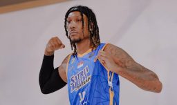 Basquetbolista estadounidense es arrestado en Indonesia por presunto tráfico de drogas y podría enfrentar la pena de muerte