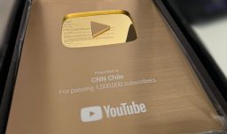 ¡Un gran logro! CNN Chile llega al millón de suscriptores en Youtube