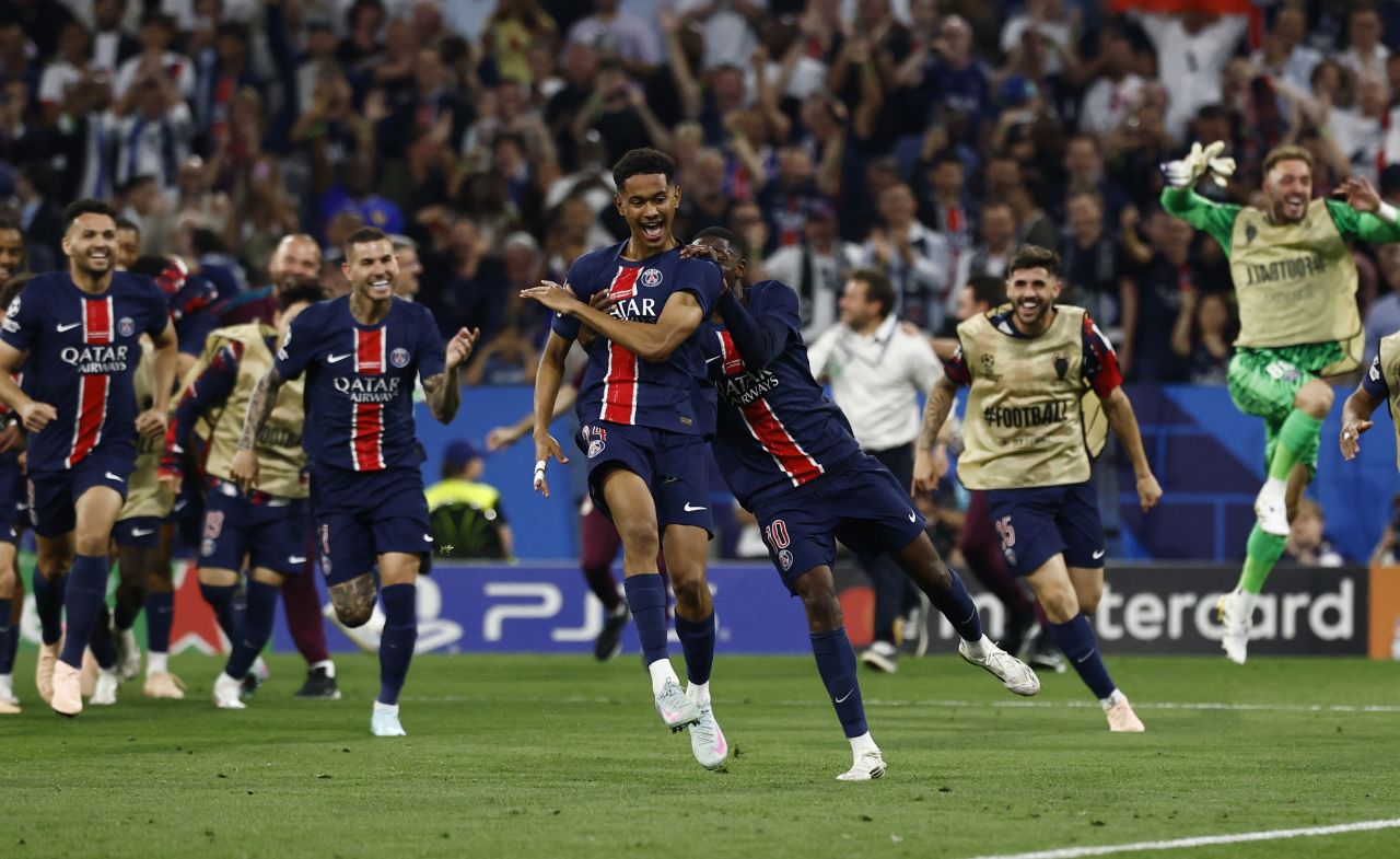 ¡Histórico! PSG arrasa al Inter y levanta su primera Champions League ...