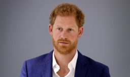 El príncipe Harry dice que no habla con el rey Carlos, pero que le "encantaría reconciliarse" con su familia