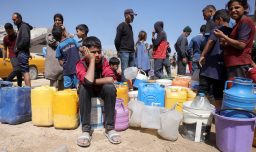 Reino Unido suspende las negociaciones comerciales con Israel y convoca a su embajadora por la violencia en Gaza