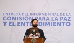 Diagnósticos, recomendaciones y más: ¿Qué dice el informe de la Comisión para la Paz que hoy recibió el presidente Boric?