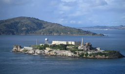 Trump reabrirá la prisión de Alcatraz luego de estar cerrada por más de 60 años