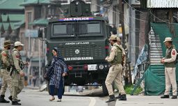 India y Pakistán acuerdan alto al fuego y detendrán acciones militares