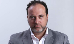 "Daniel ni siquiera sabe facturar": Defensa de Sauer, imputado por Caso Factop, respalda dichos de Leonarda Villalobos