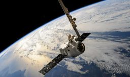 Chile será el primer país de Latinoamérica con conexión satelital para celulares: Cobertura llegará a las zonas más remotas