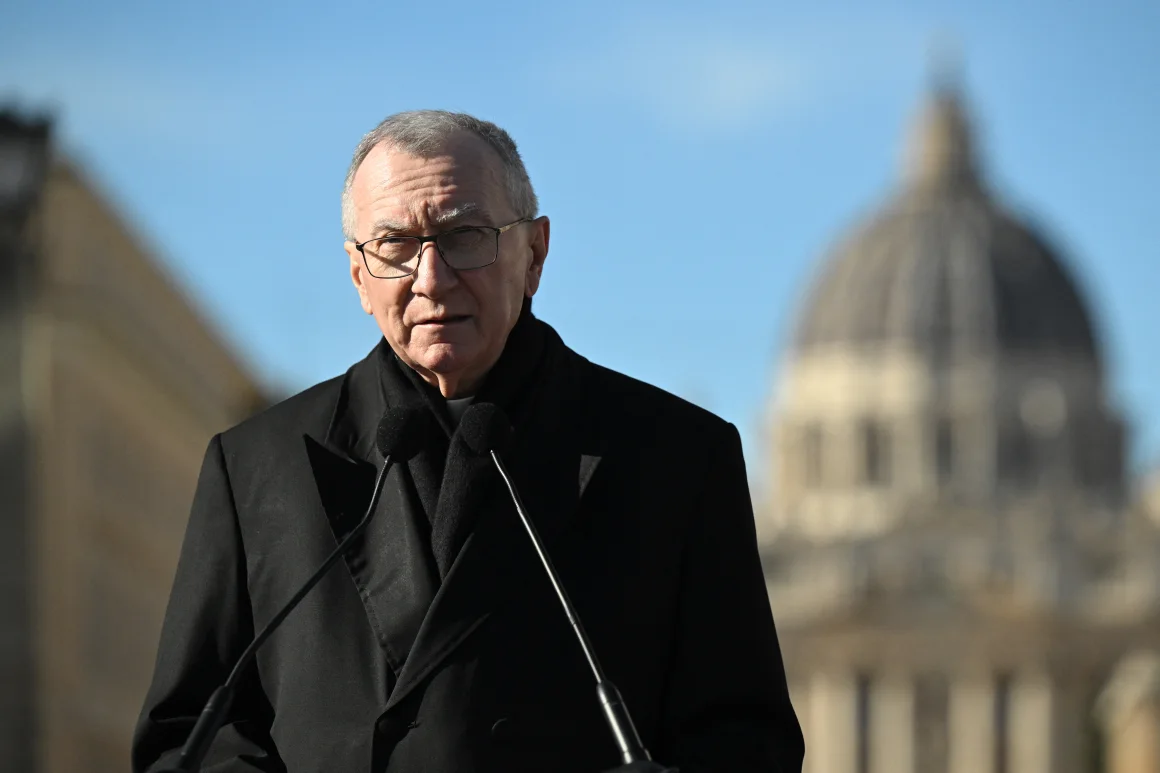 Pietro Parolin en 2024. TIZIANA FABI/AFP/AFP via Getty Images