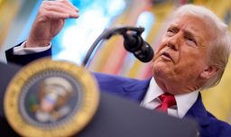 Otro tribunal dictamina que Trump carece de autoridad para imponer aranceles con poderes de emergencia