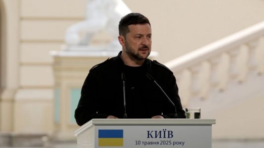 Zelensky dice que retomará negociaciones con Rusia si habla "personalmente" con Putin en Turquía